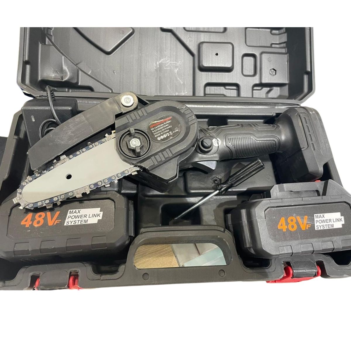 COMPRAR Mini Sierra El&eacute;ctrica Circula Si est&aacute;s buscando COMPRAR mini sierra el&eacute;ctrica circular, has llegado al lugar correcto. En Onlineshoppingcenterg, te ayudamos a elegir la mejor mini sierra circular para tus proyectos de bricolaje, carpinter&iacute;a o manualidades.   Mini Sierra El&eacute;ctrica Circular? Una mini sierra el&eacute;ctrica es una herramienta compacta y potente, perfecta para cortes precisos en madera, pl&aacute;stico y otros materiales. Existen diferentes tipos:  Mini sierra circular de mano (port&aacute;til y f&aacute;cil de manejar).  Mini sierra circular de banco (ideal para trabajos estacionarios).  Mini sierra inal&aacute;mbrica (funciona con bater&iacute;a, sin cables).  Mini Sierra El&eacute;ctrica Circular? ✔ Precisi&oacute;n: Cortes limpios y exactos. ✔ Portabilidad: M&aacute;s peque&ntilde;a y manejable que una sierra tradicional. ✔ Versatilidad: Ideal para madera, PVC, aluminio y m&aacute;s. ✔ Ahorro de tiempo: M&aacute;s r&aacute;pida que las sierras manuales.